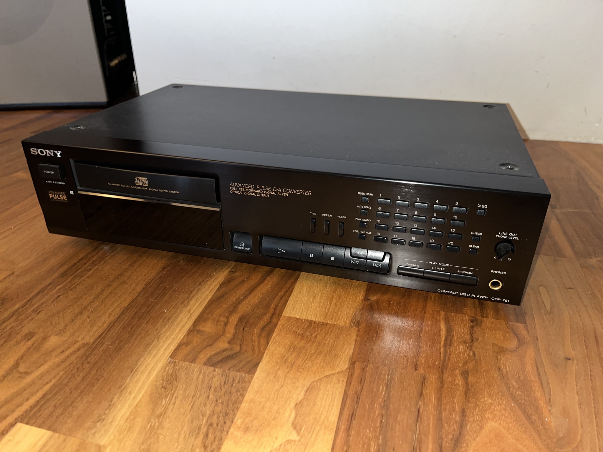 SONY -CDP 761 - Image 4