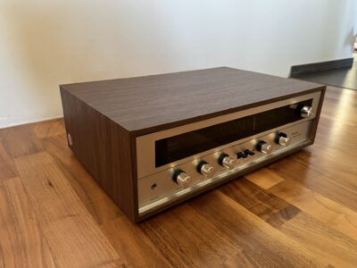 SANSUI - 210 Solid State