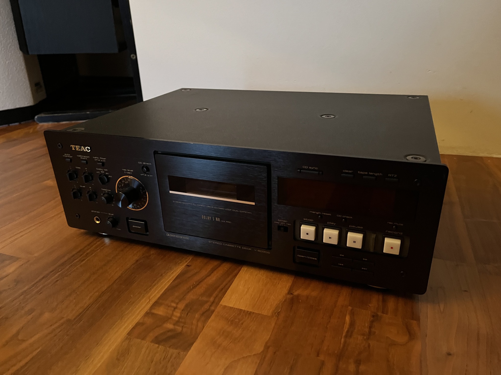 TEAC - V-8030S - Image 6