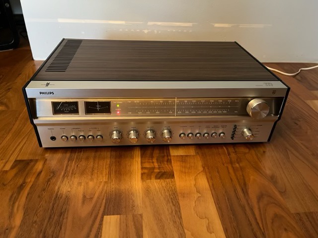 PHILIPS - AH 777