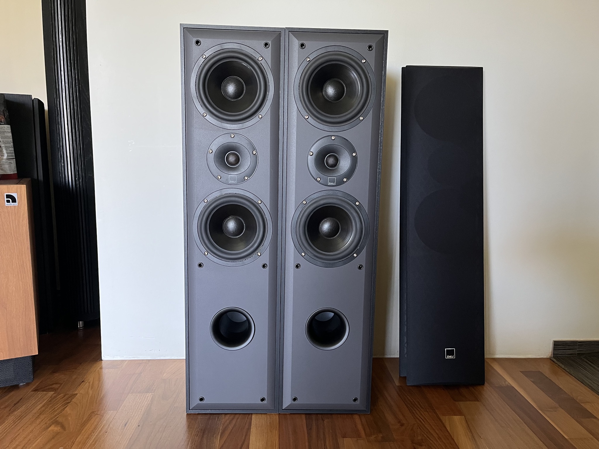 DALI - Blue 5005 - Image 2