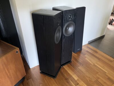 POLK AUDIO - RT8