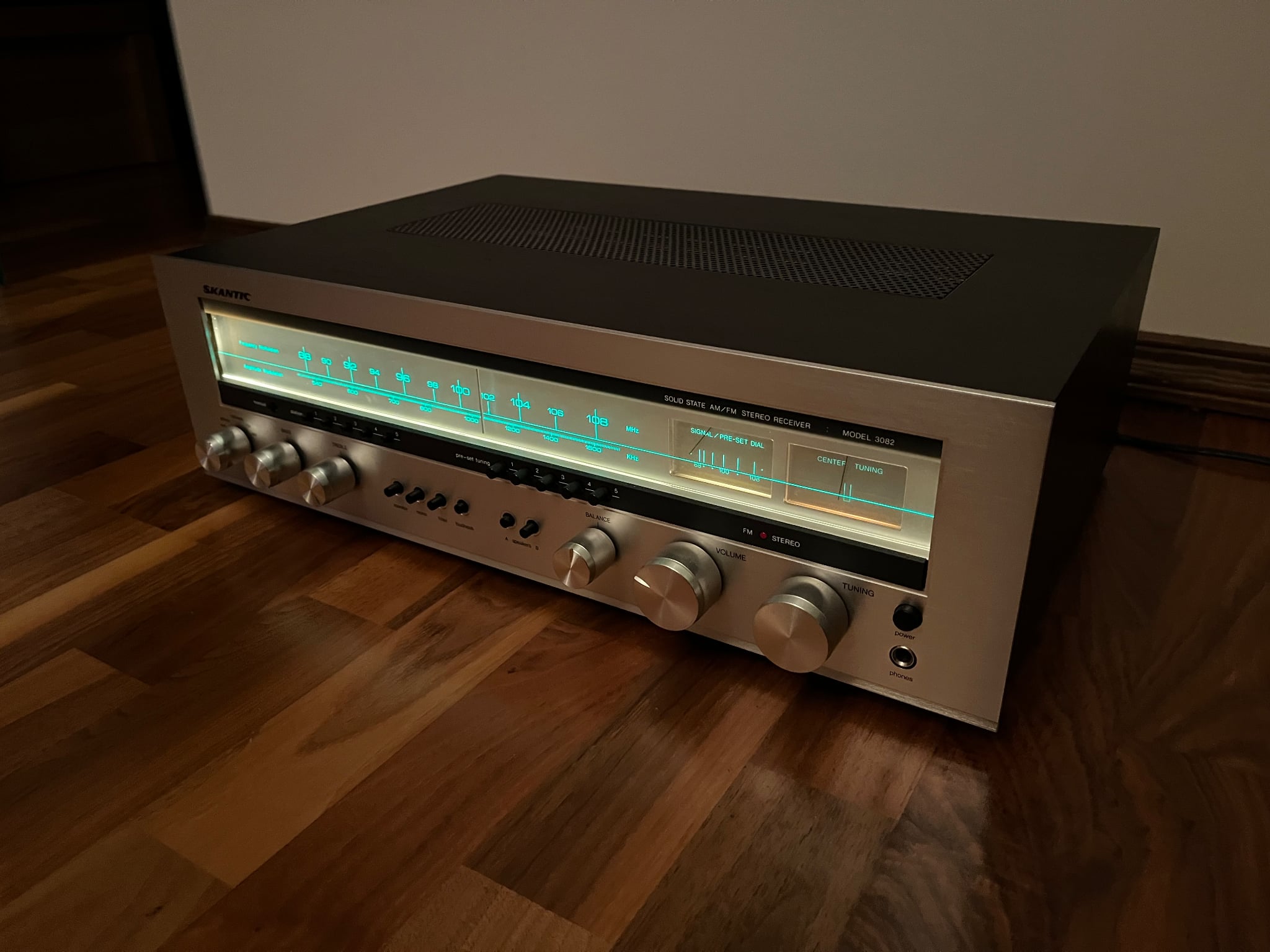 SKANTIC - Model 3082 - Image 4