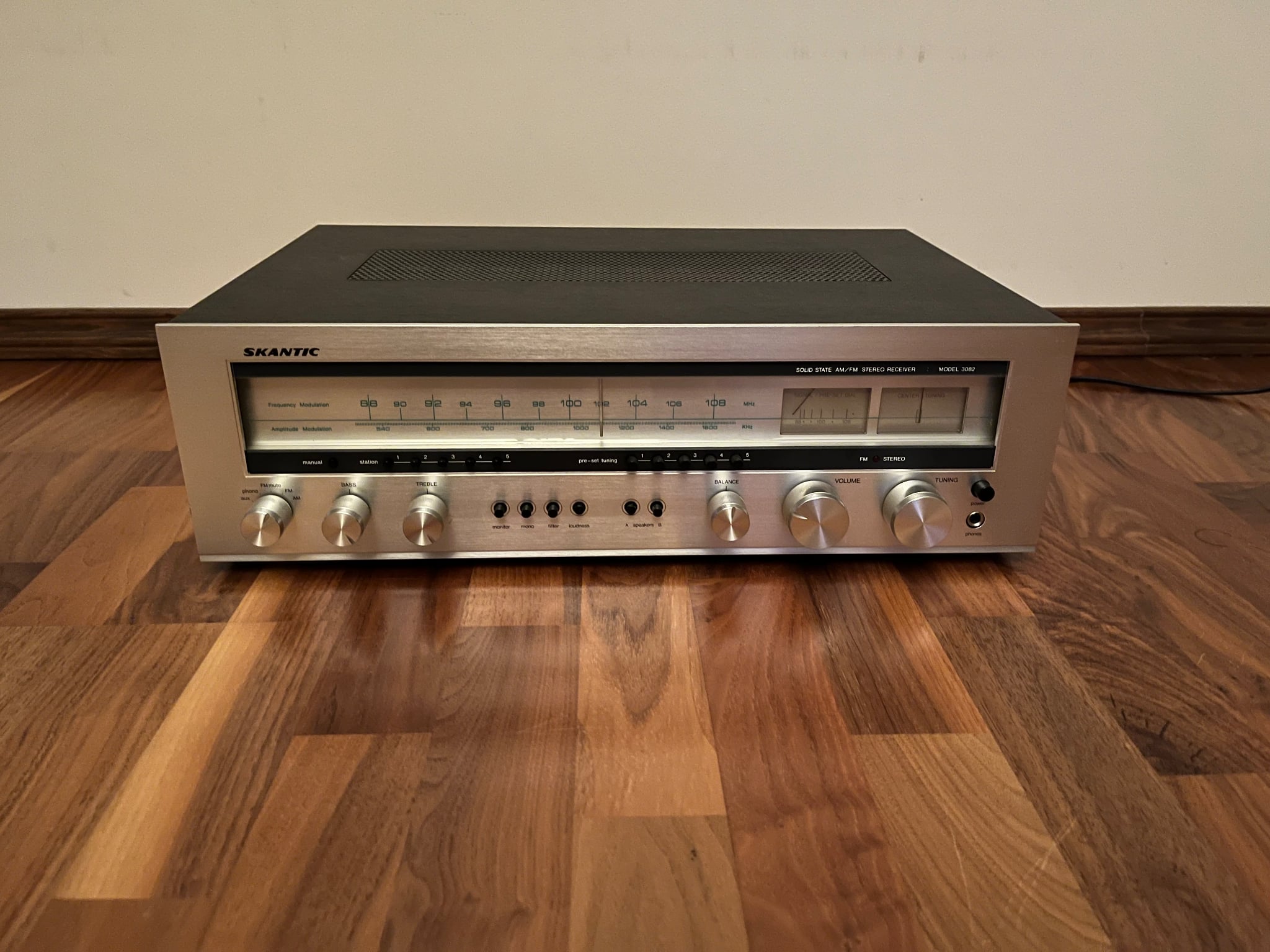 SKANTIC - Model 3082 - Image 3