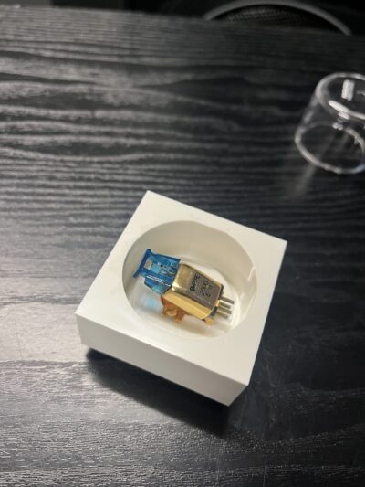 EMPIRE - 2000 E / II