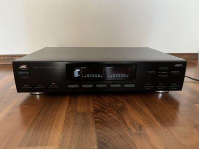 JVC - SE-472 / S.E.A. Graphic Equalizer