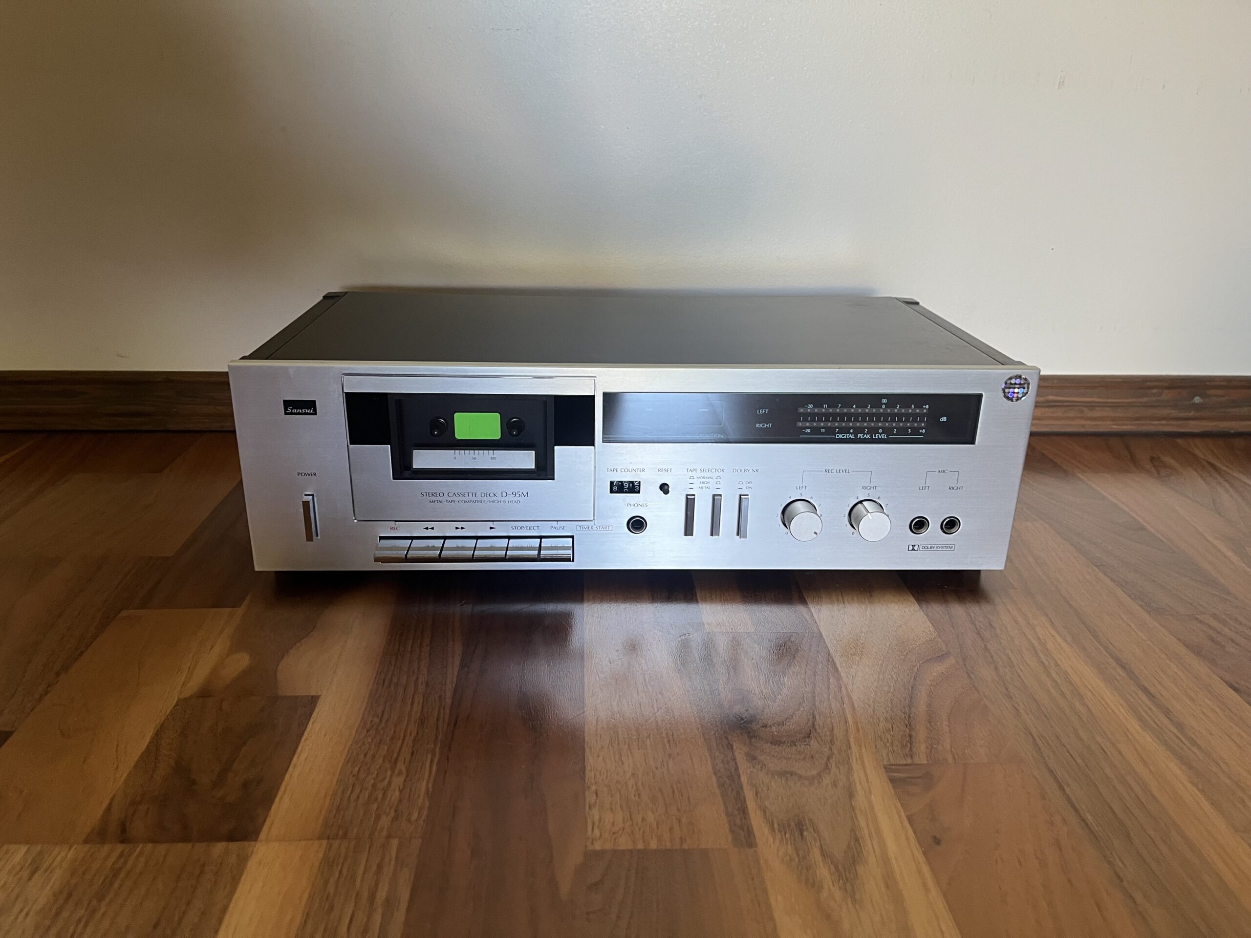 SANSUI - D95-M